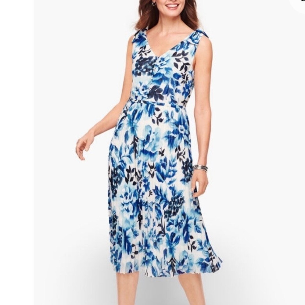 NWT Talbots Watercolor Blooms Blue Floral Pleated Fit & Flare Midi Dress Size 14